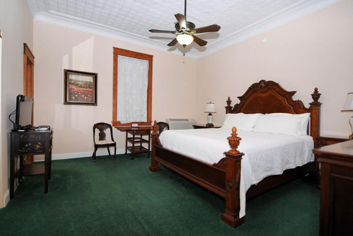 The Eastland Historic Hotel- Imperial Room Екстер'єр фото